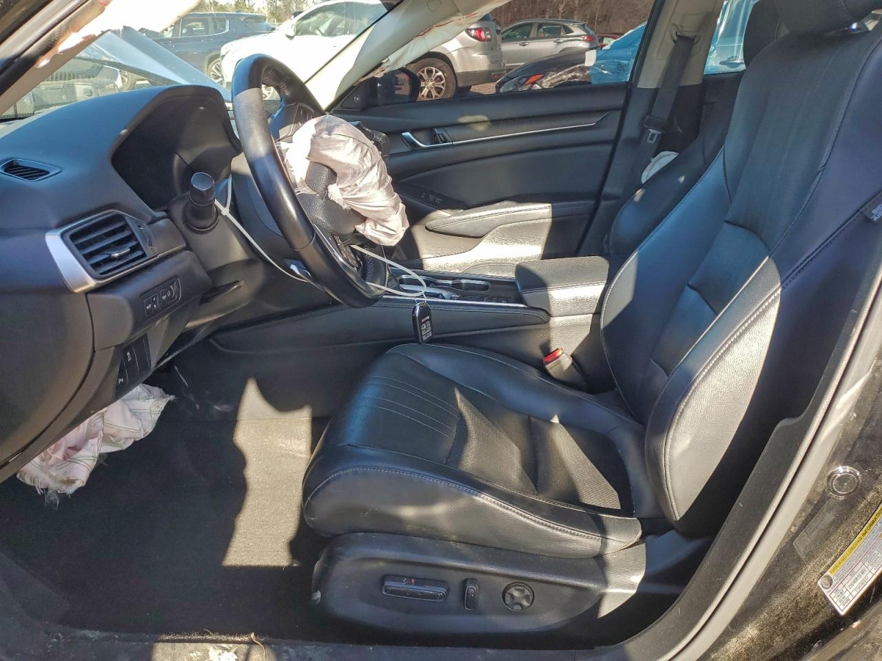 2018 HONDA ACCORD TOURING photo 7