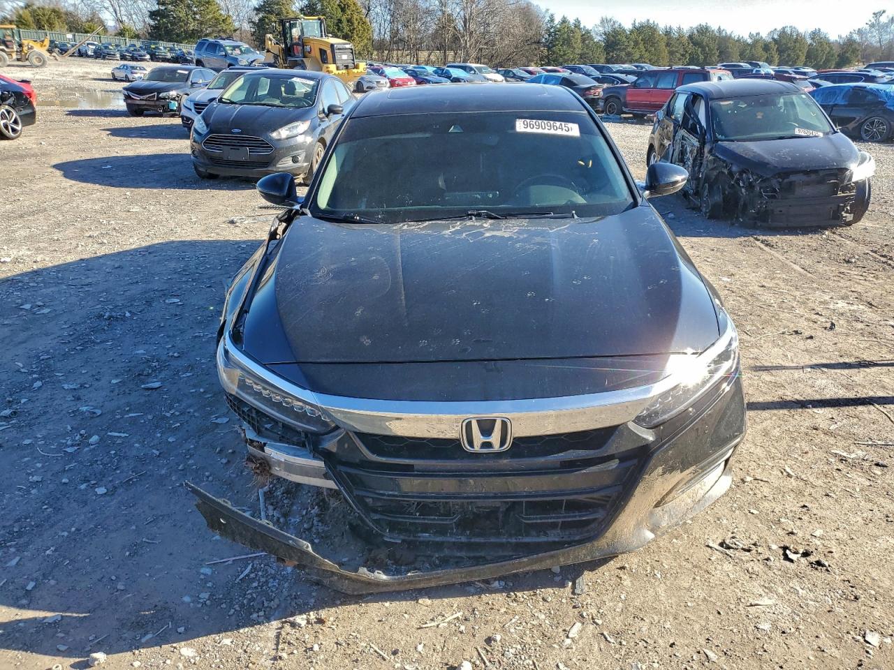 2018 HONDA ACCORD TOURING photo 5