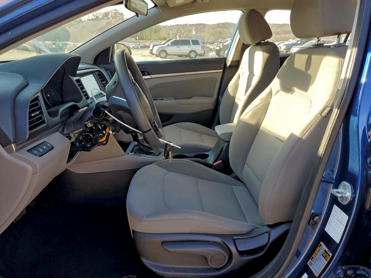 2020 HYUNDAI ELANTRA SEL photo 7
