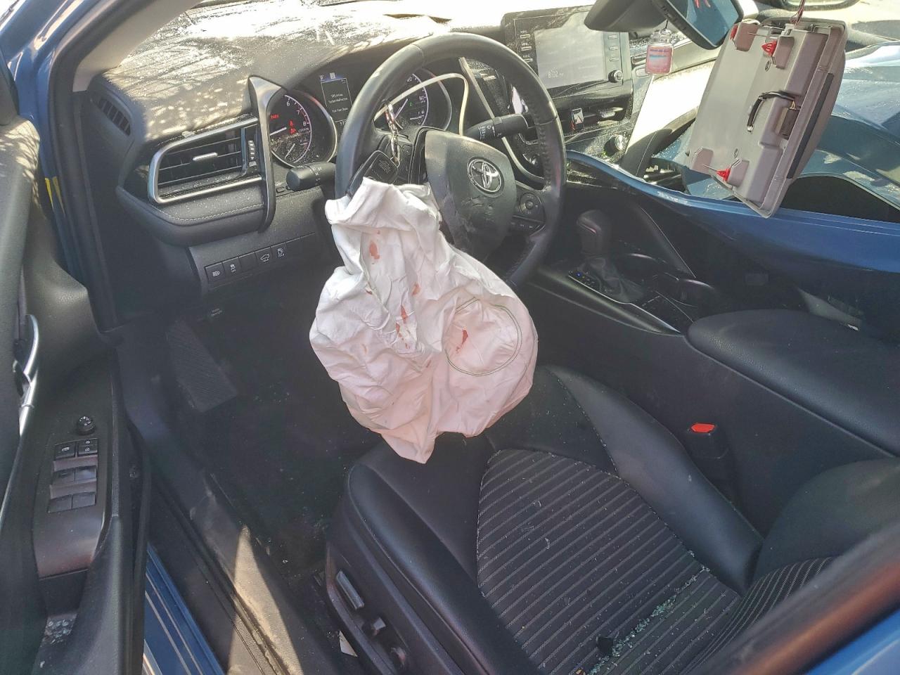 2023 TOYOTA CAMRY SE NIGHT SHADE photo 8
