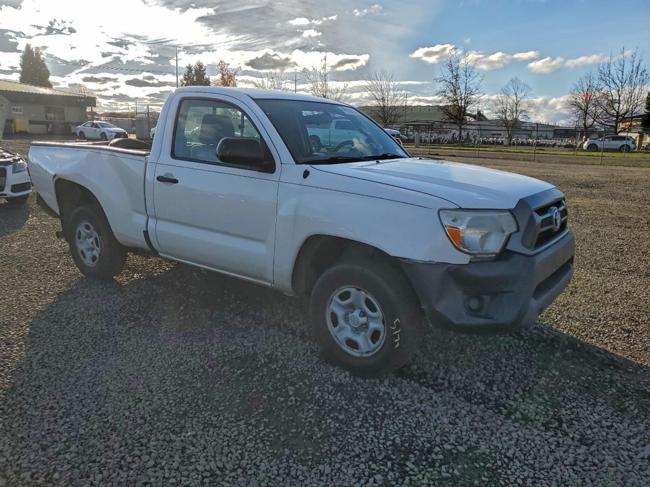 2013 TOYOTA TACOMA photo 4