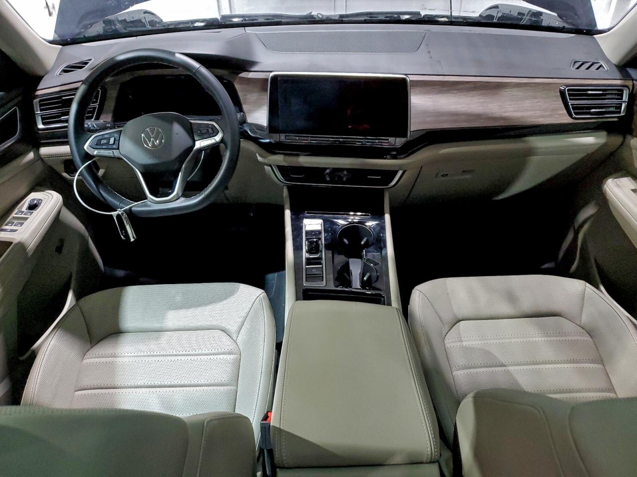 2024 VOLKSWAGEN ATLAS SEL photo 8