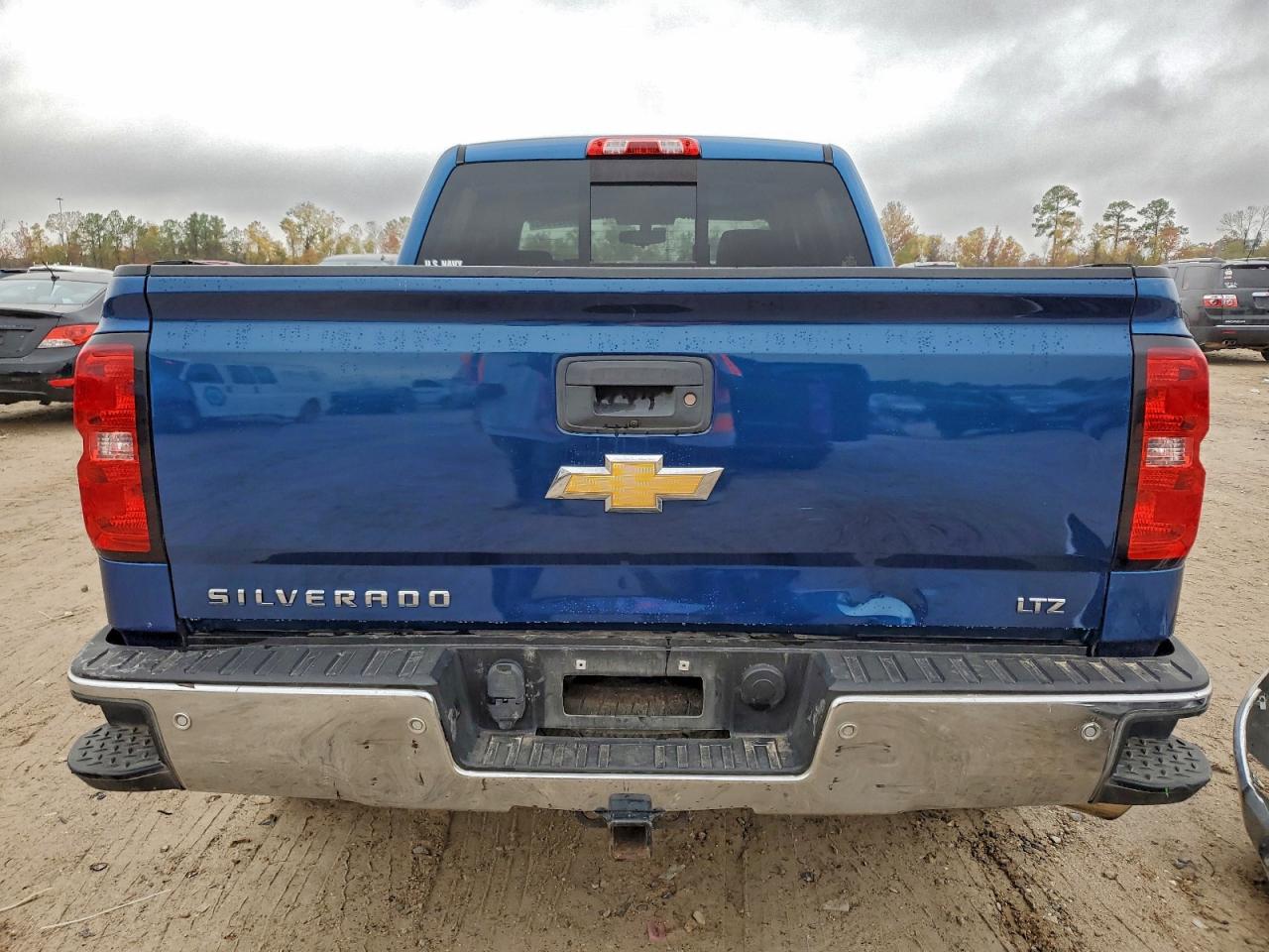 2018 CHEVROLET SILVERADO C1500 LT photo 6