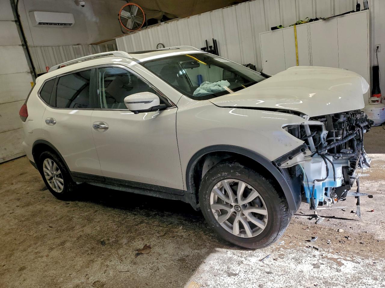 2018 NISSAN ROGUE S photo 4