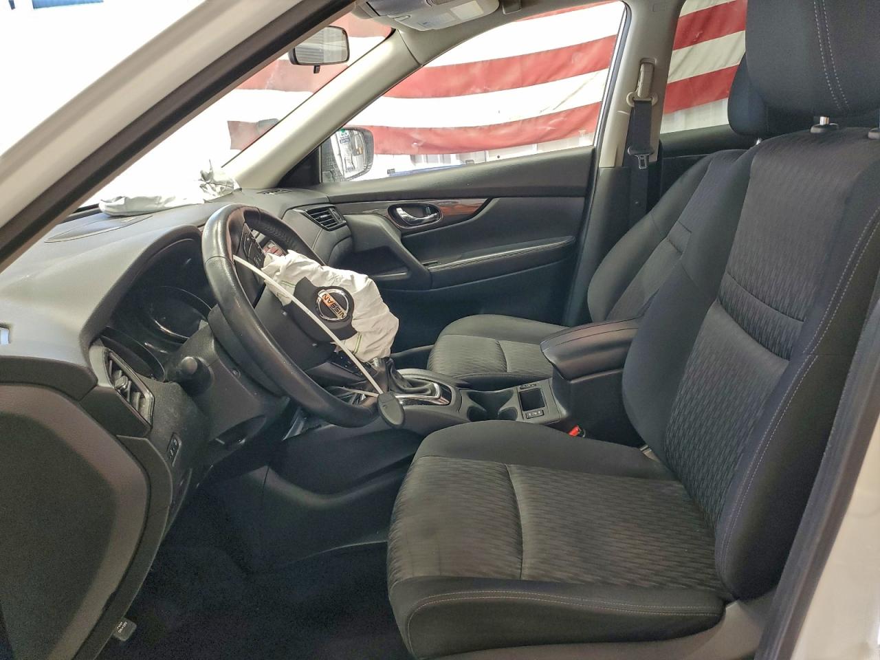2018 NISSAN ROGUE S photo 7