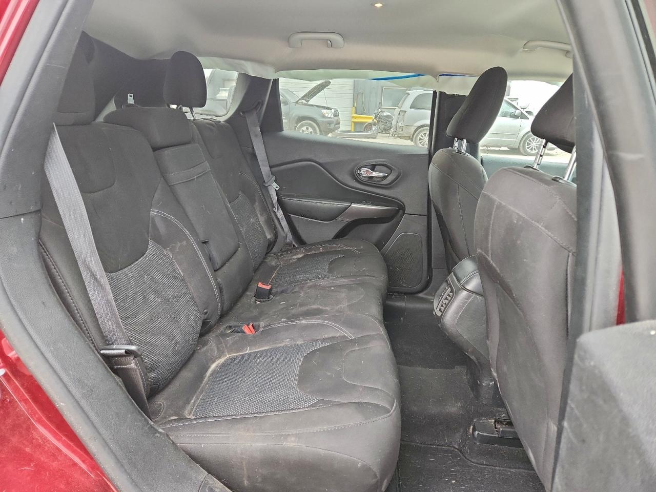 2019 JEEP CHEROKEE LATITUDE photo 10