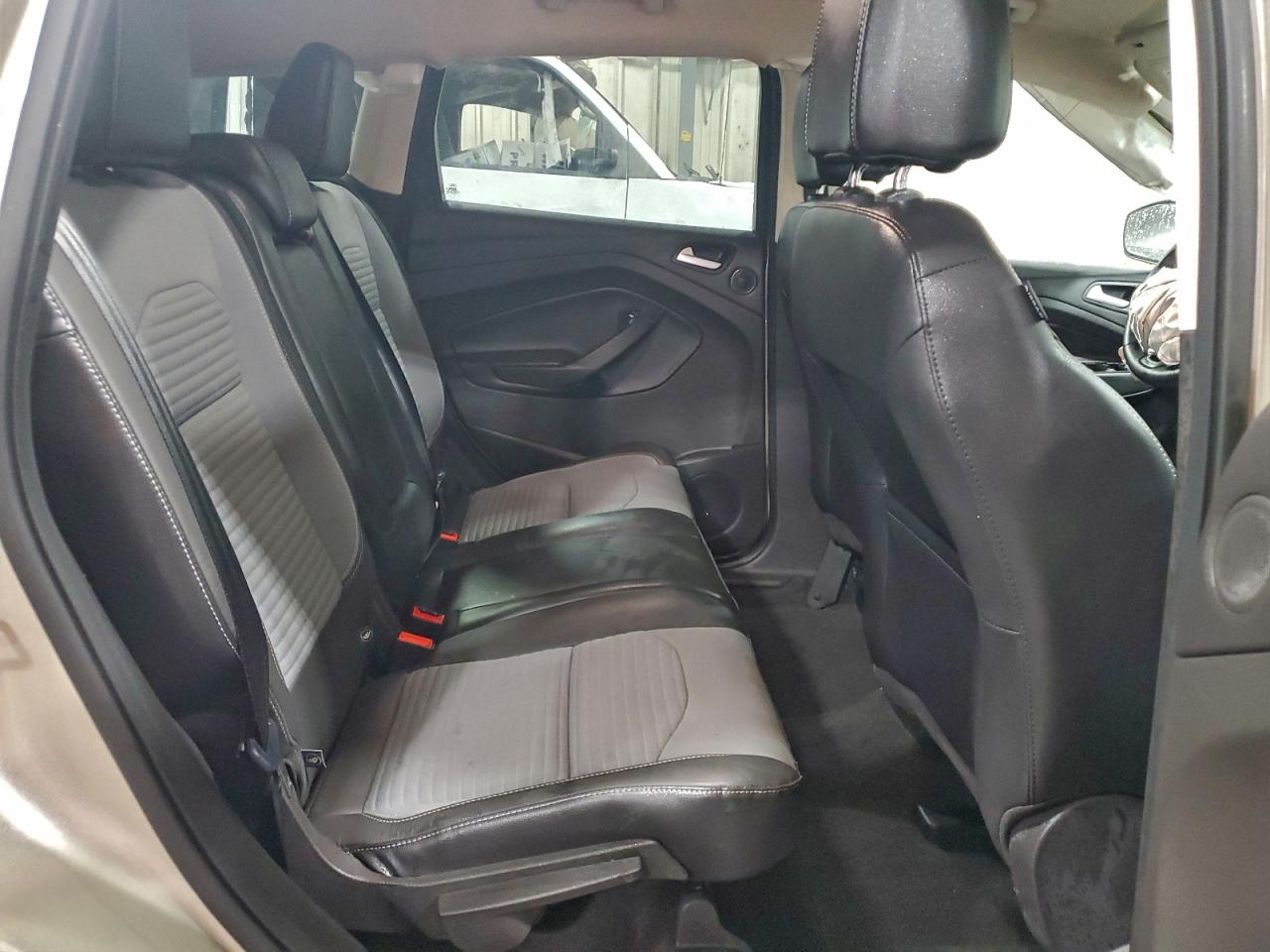 2017 FORD ESCAPE TITANIUM photo 11