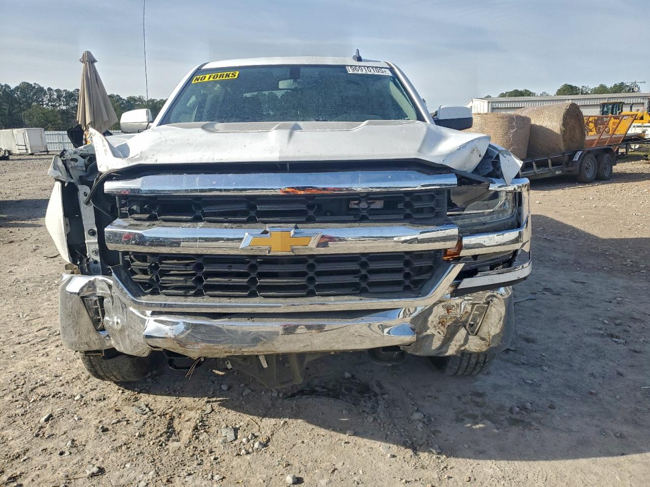 2018 CHEVROLET SILVERADO C1500 LT photo 5