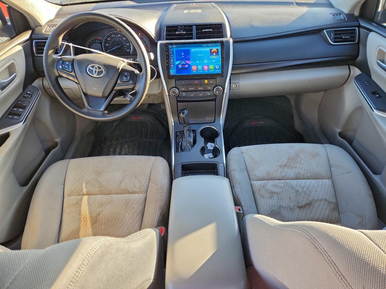 2015 TOYOTA CAMRY LE photo 15