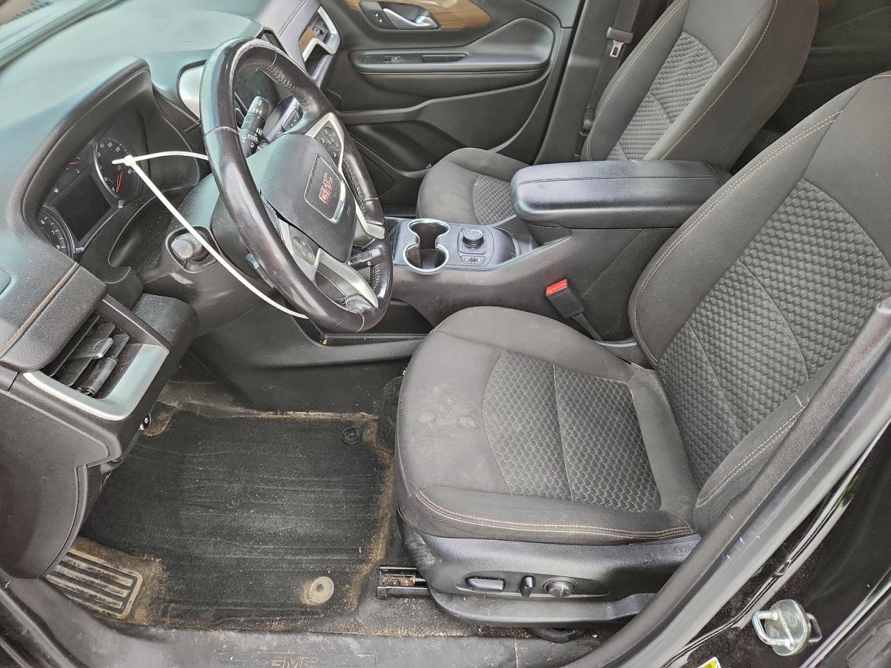 2018 GMC TERRAIN SLE photo 7