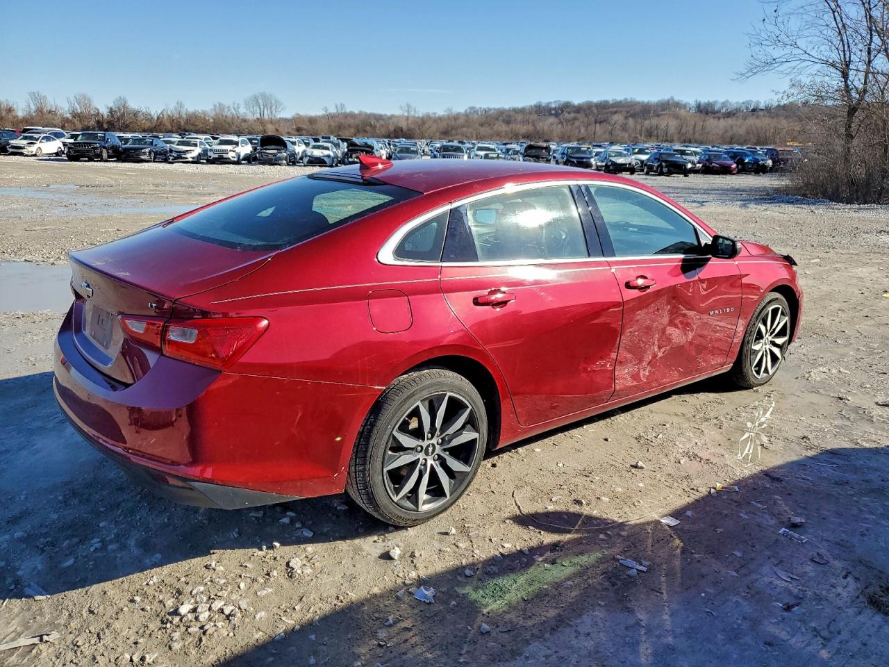 2018 CHEVROLET MALIBU LT photo 3