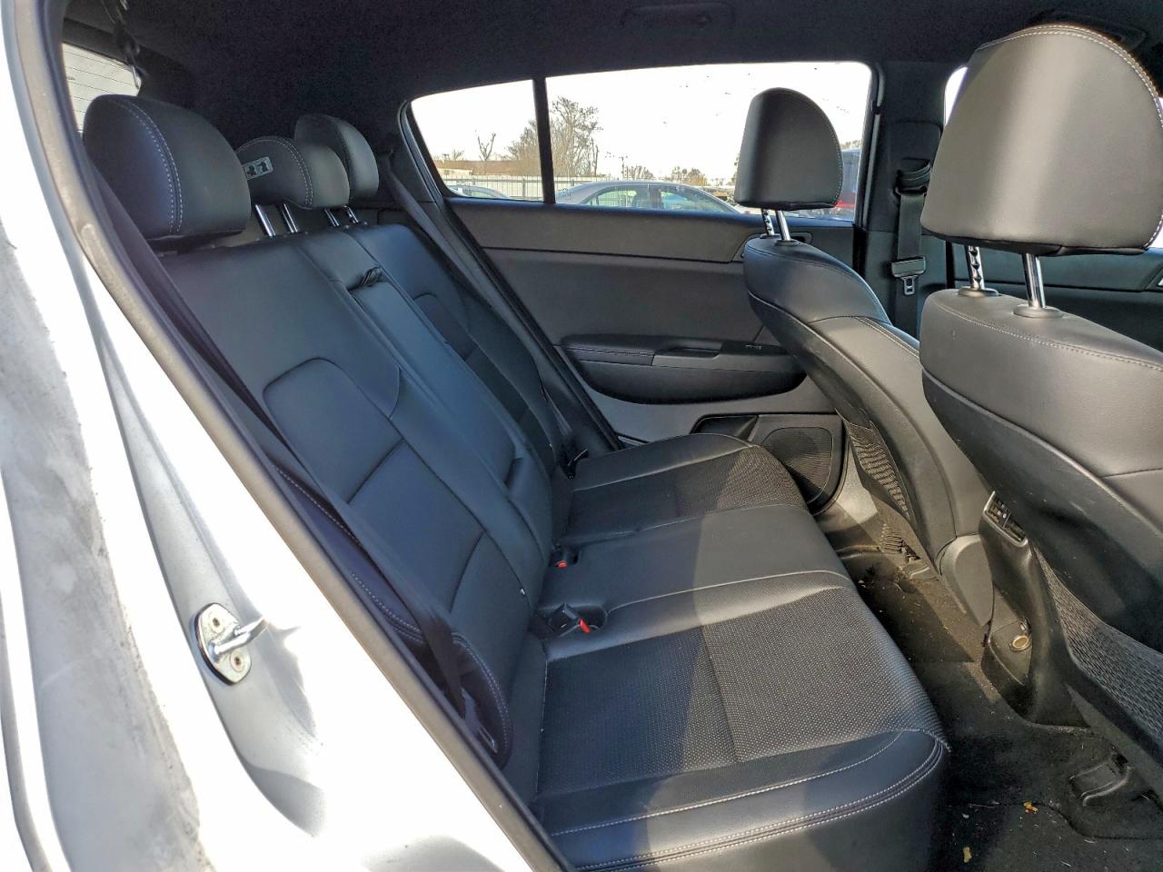 2020 KIA SPORTAGE S photo 10