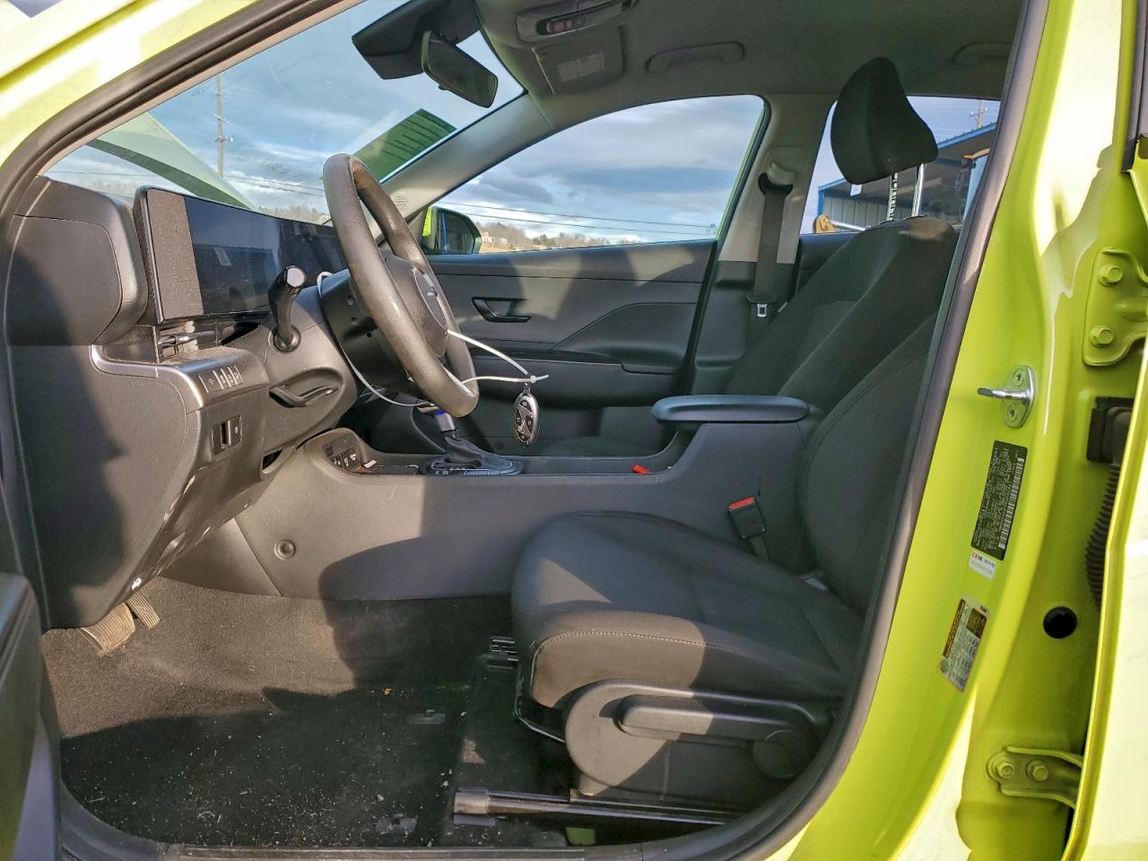 2024 HYUNDAI KONA SE photo 7