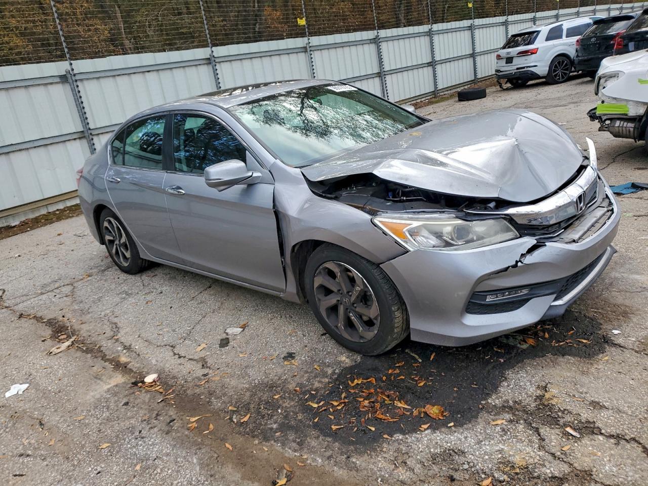2017 HONDA ACCORD EXL photo 4