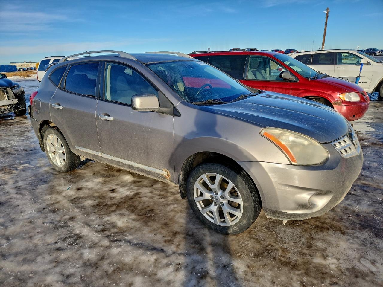 2011 NISSAN ROGUE S photo 4