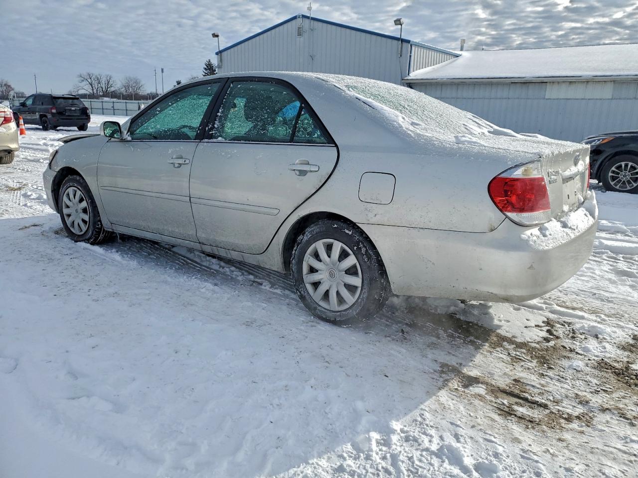2006 TOYOTA CAMRY LE photo 2