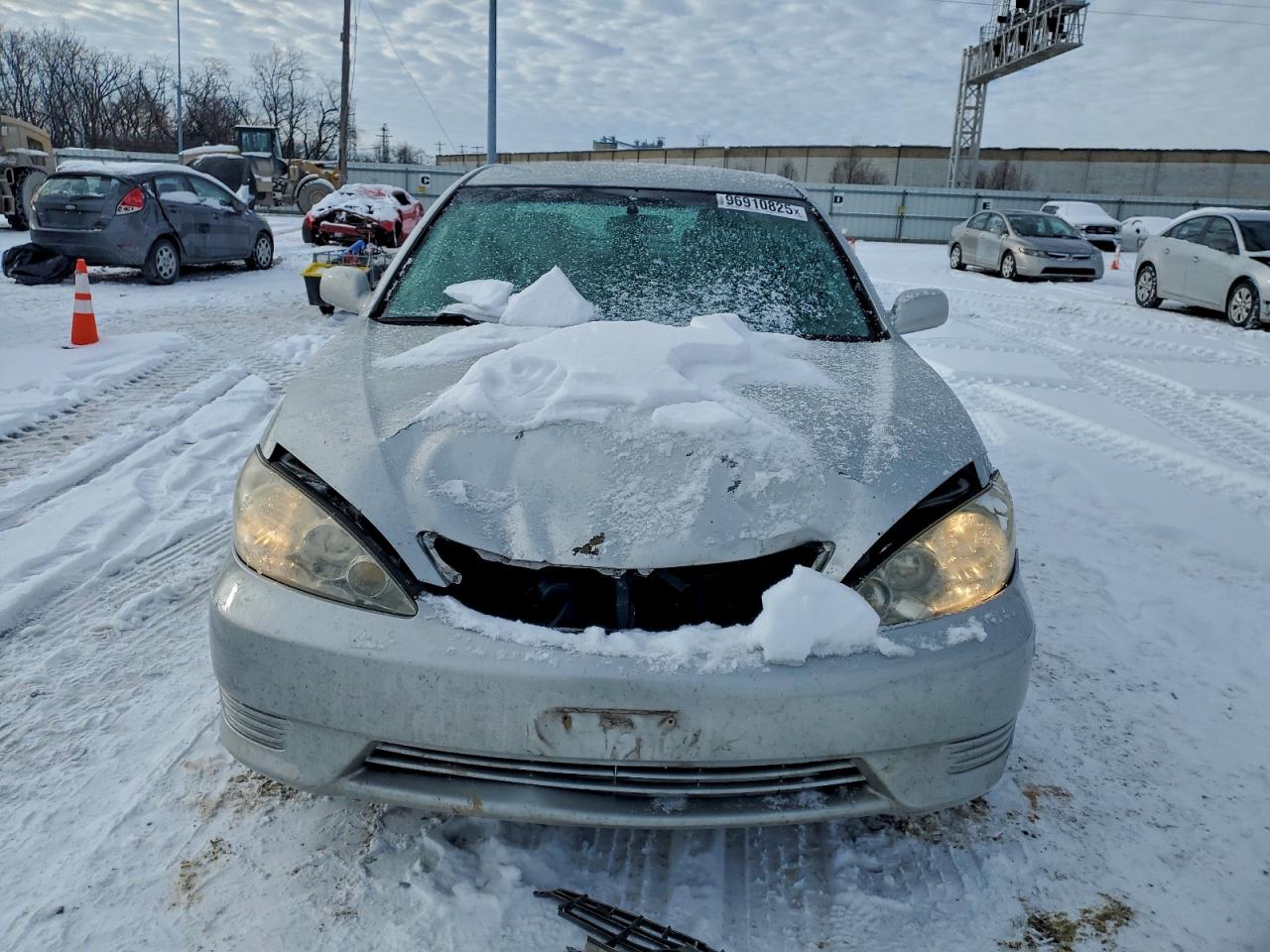 2006 TOYOTA CAMRY LE photo 5