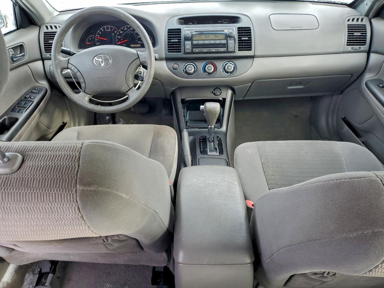 2006 TOYOTA CAMRY LE photo 8