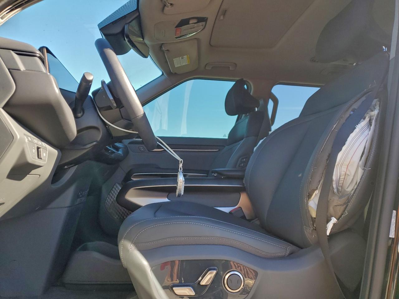 2026 KIA EV9 LIGHT photo 7
