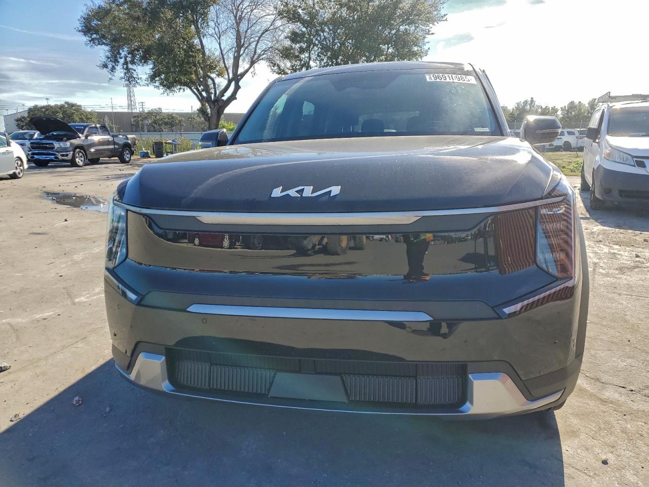 2026 KIA EV9 LIGHT photo 5