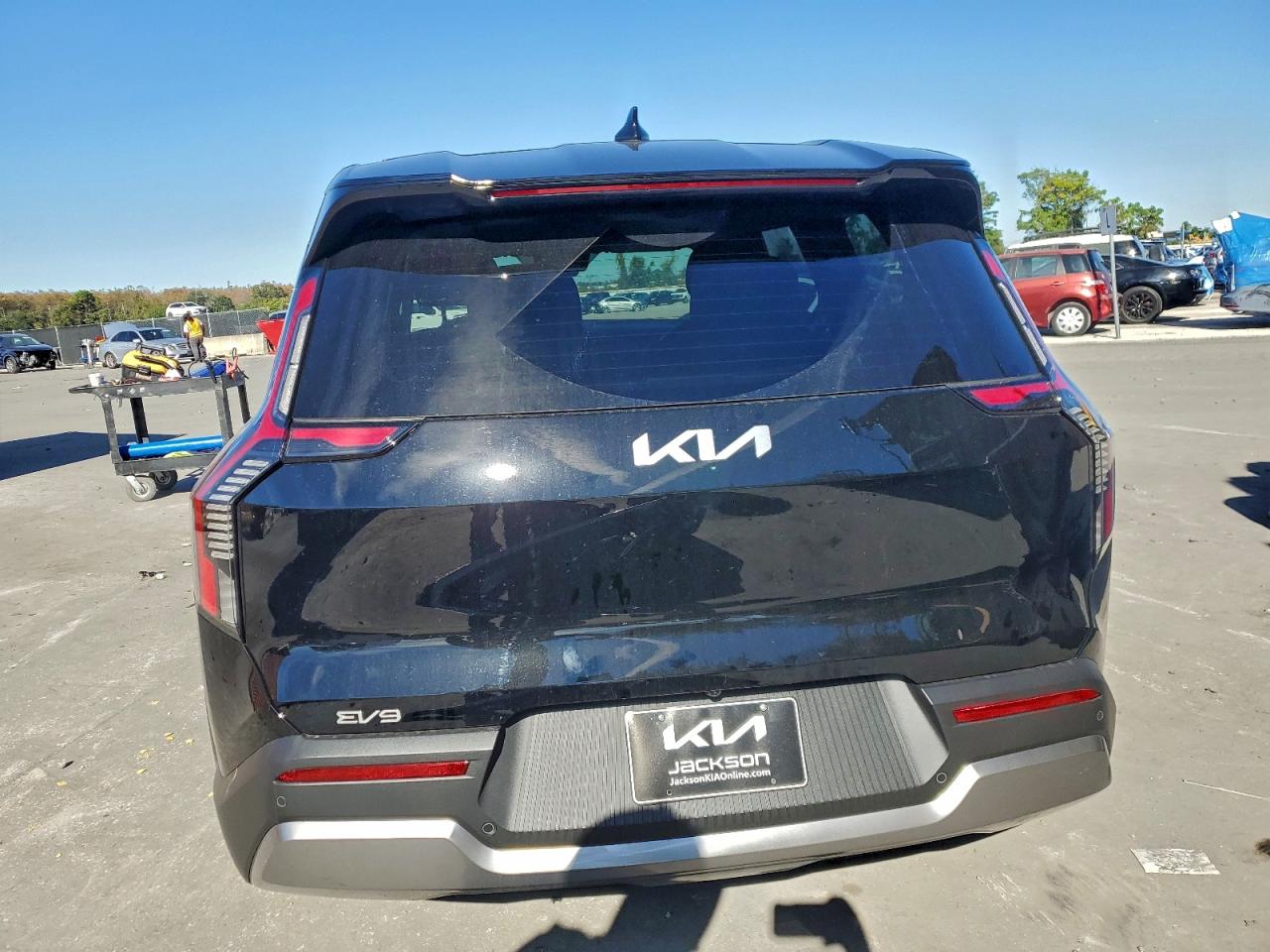 2026 KIA EV9 LIGHT photo 6