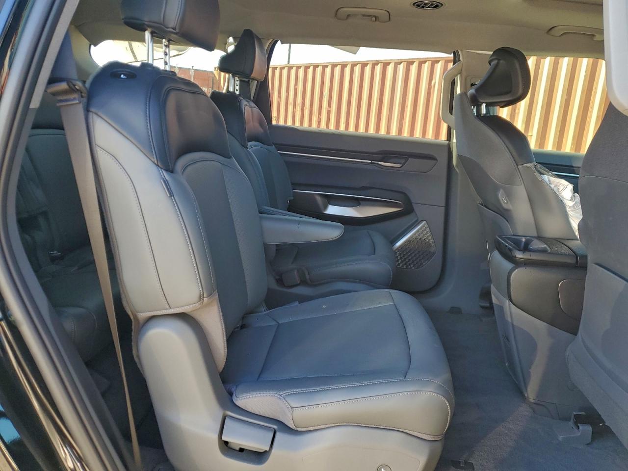 2026 KIA EV9 LIGHT photo 11