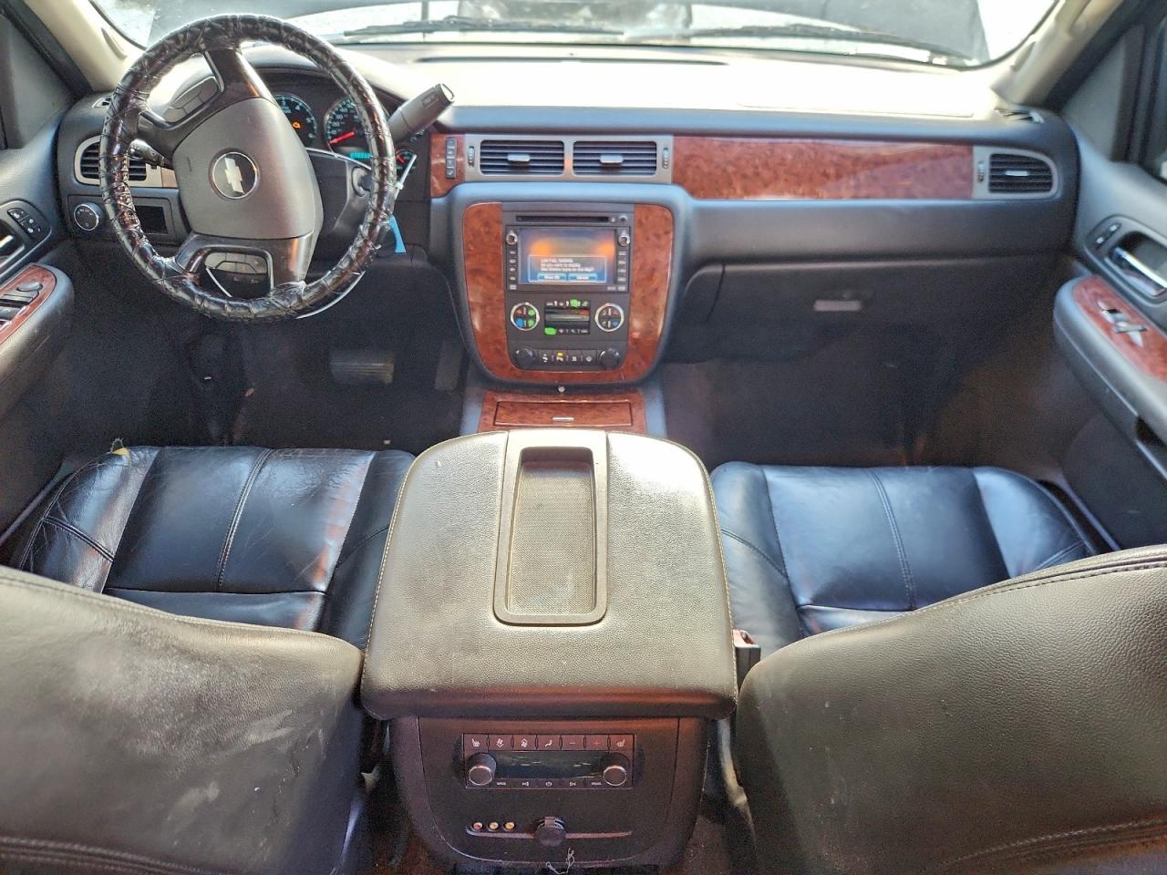 2008 CHEVROLET TAHOE C1500 photo 8