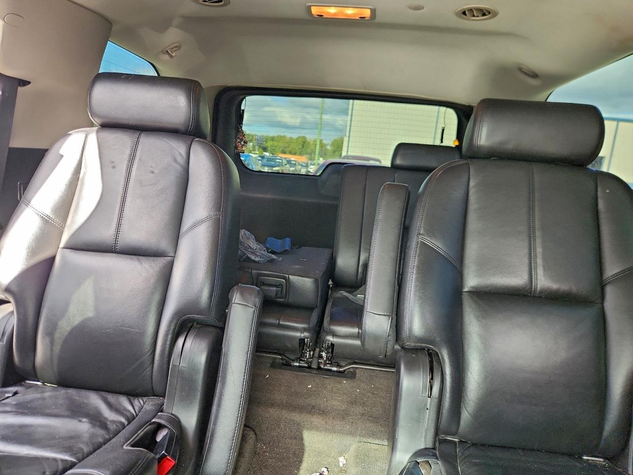 2008 CHEVROLET TAHOE C1500 photo 10