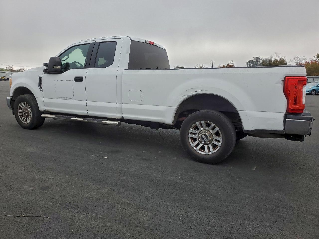 2017 FORD F250 SUPER DUTY photo 2