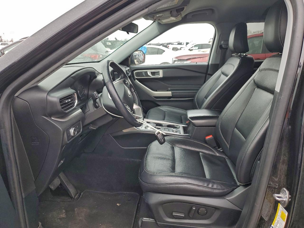 2021 FORD EXPLORER XLT photo 7