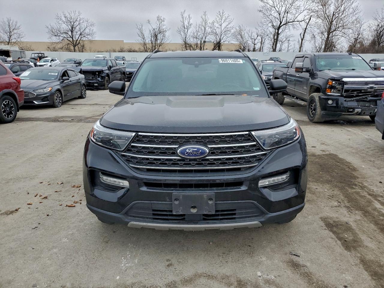 2021 FORD EXPLORER XLT photo 5