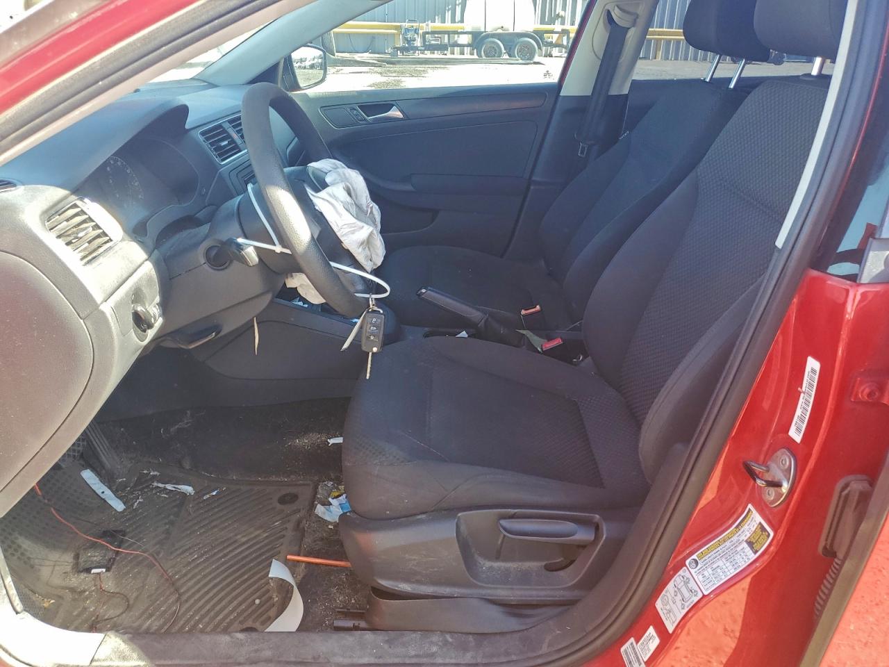 2012 VOLKSWAGEN JETTA BASE photo 7