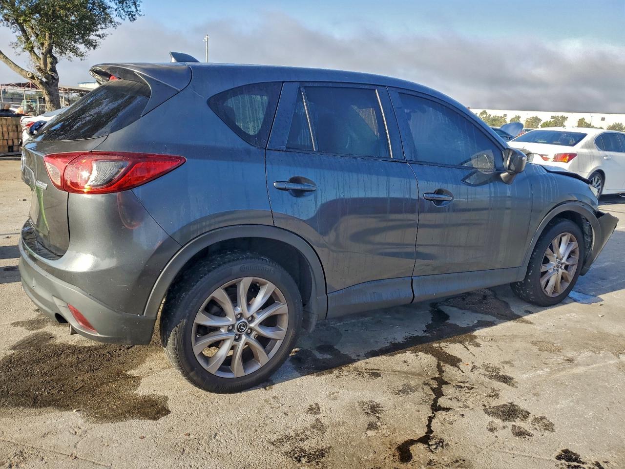 2015 MAZDA CX-5 GT photo 3