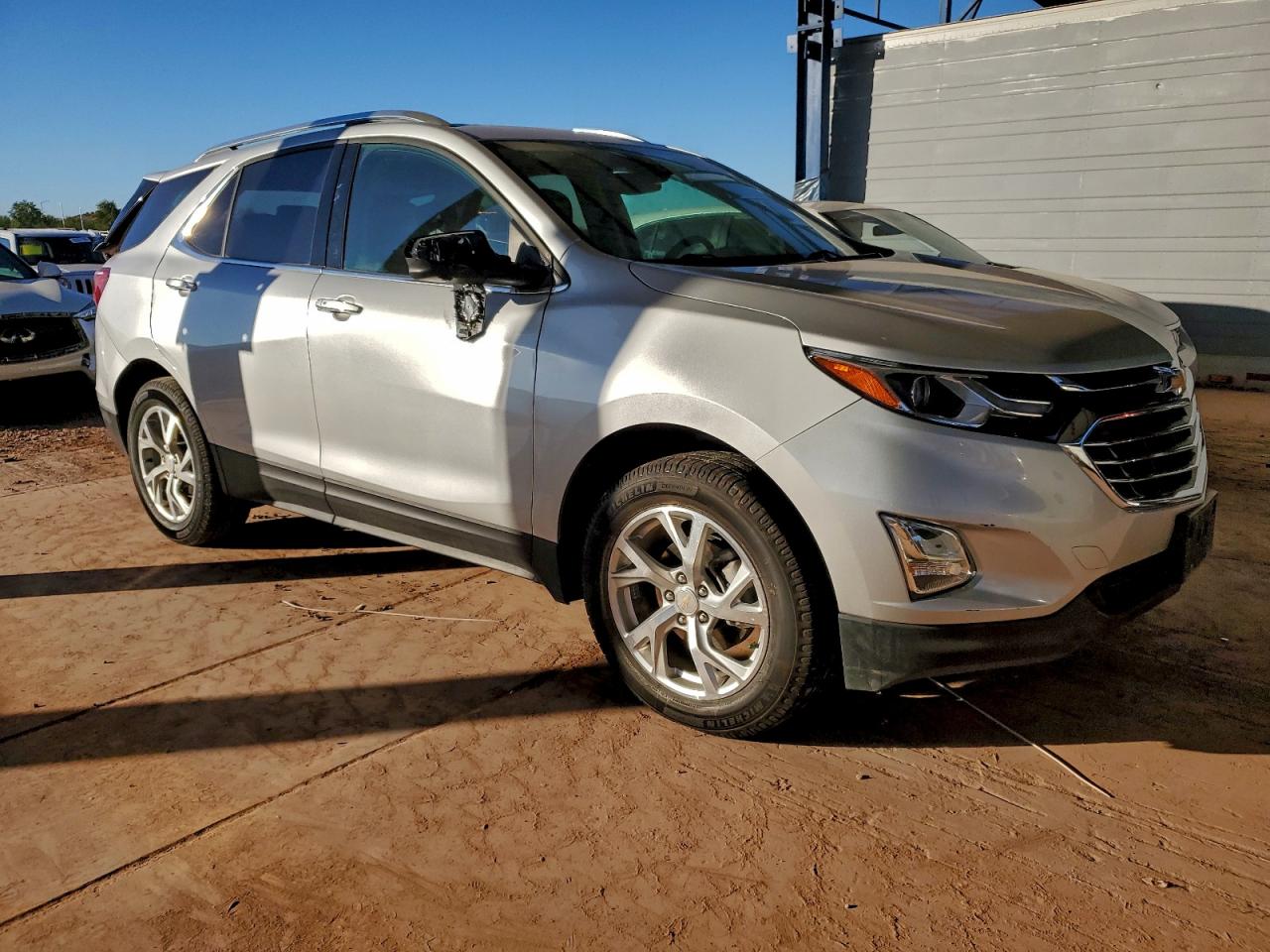 2020 CHEVROLET EQUINOX PREMIER photo 4