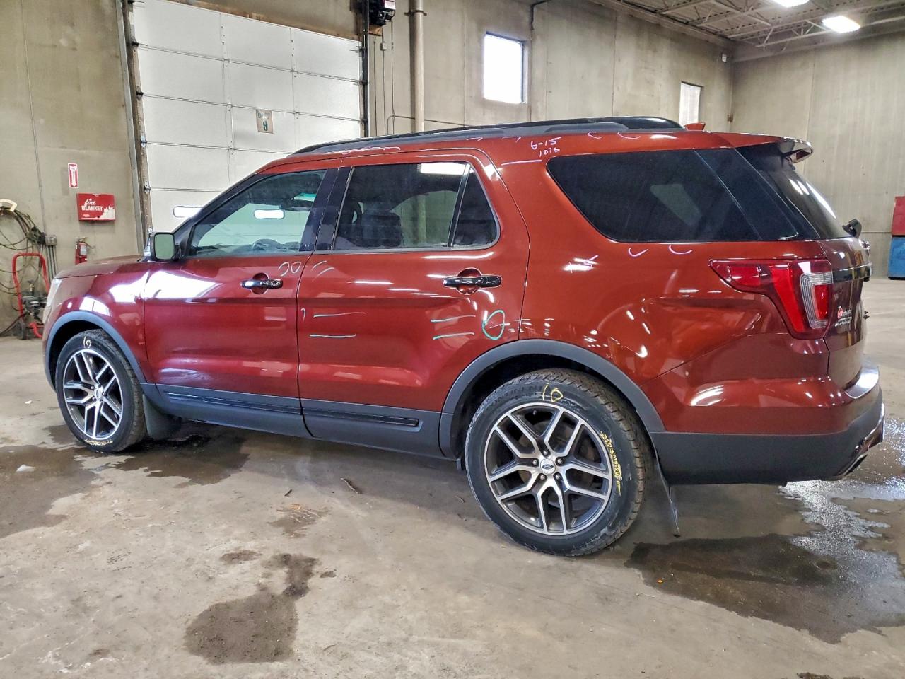 2016 FORD EXPLORER SPORT photo 2