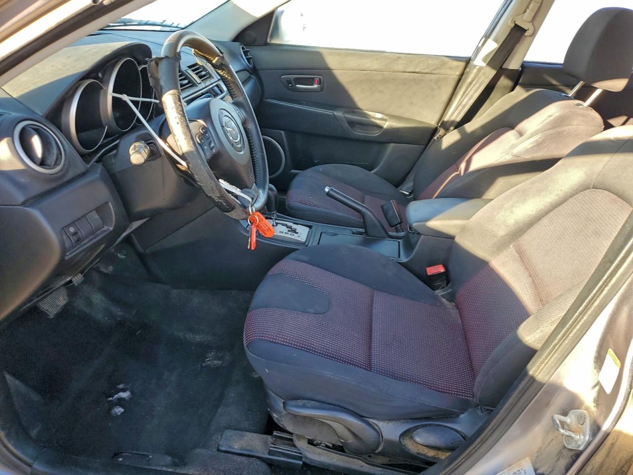 2005 MAZDA 3 HATCHBACK photo 7