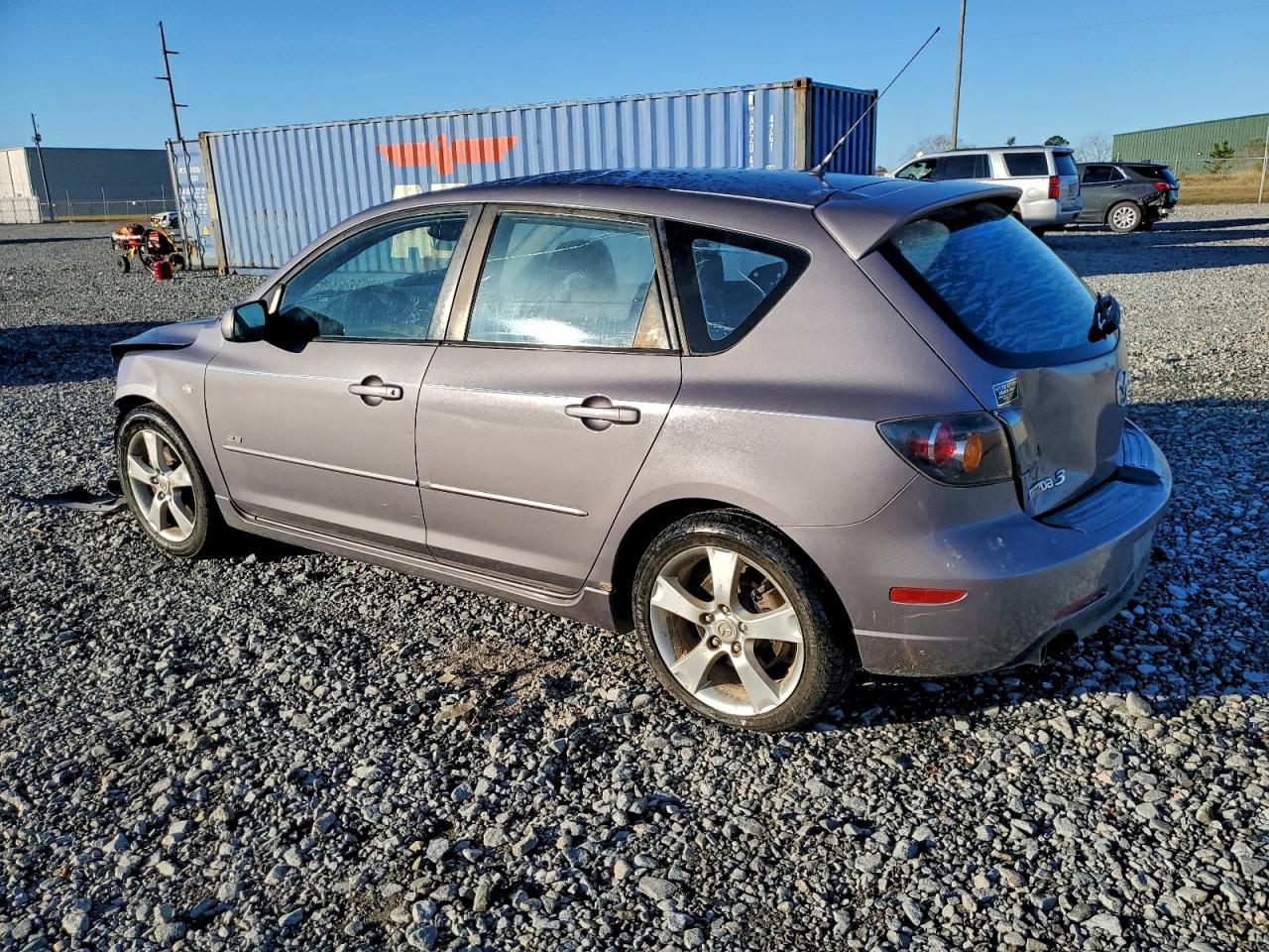 2005 MAZDA 3 HATCHBACK photo 2