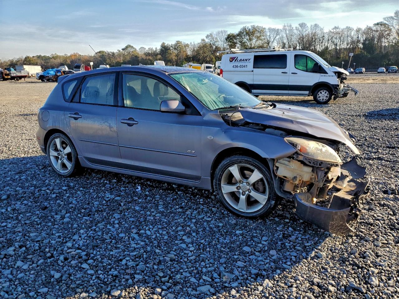 2005 MAZDA 3 HATCHBACK photo 4