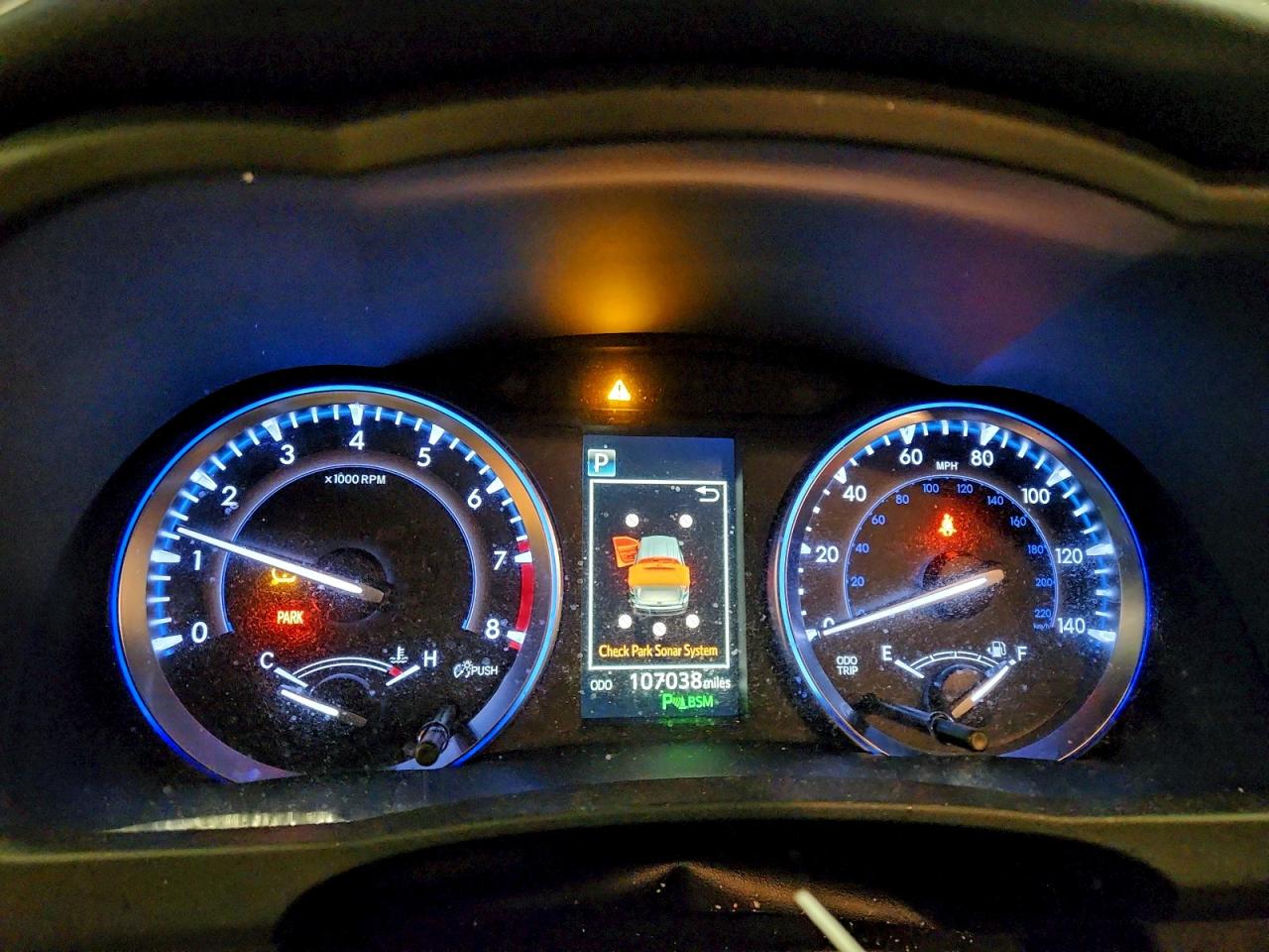2018 TOYOTA HIGHLANDER LIMITED photo 9