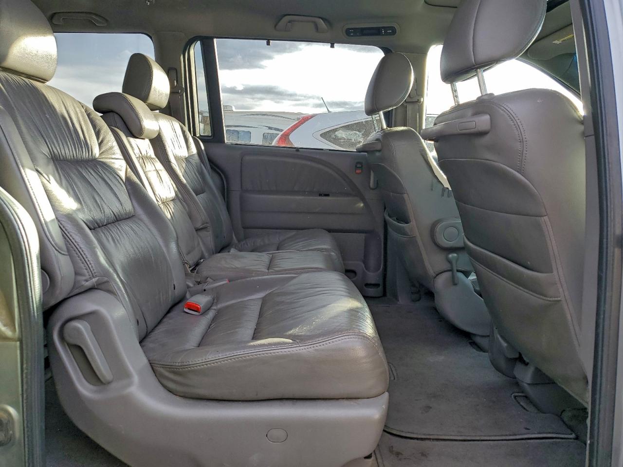 2010 HONDA ODYSSEY EXL photo 11