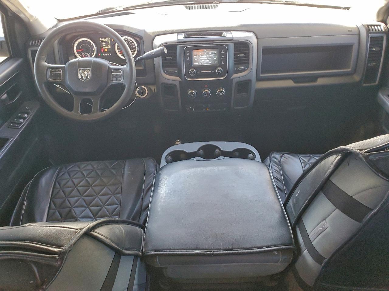 2018 RAM 2500 ST photo 8