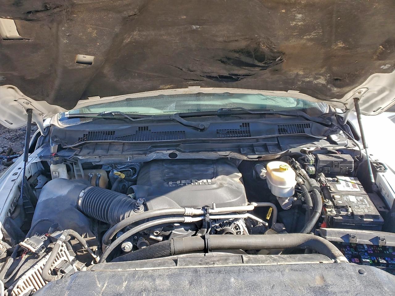 2018 RAM 2500 ST photo 11