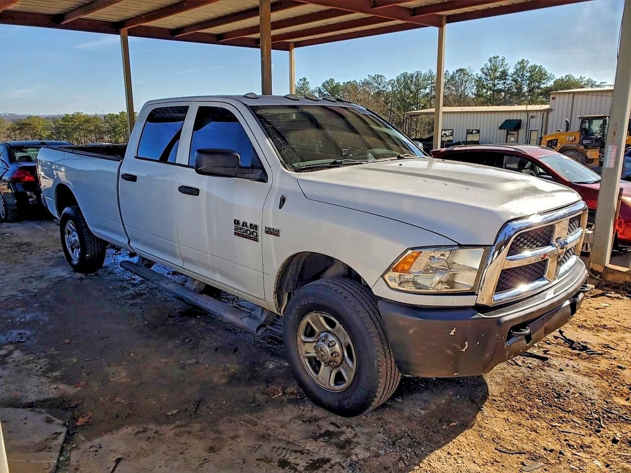2018 RAM 2500 ST photo 4