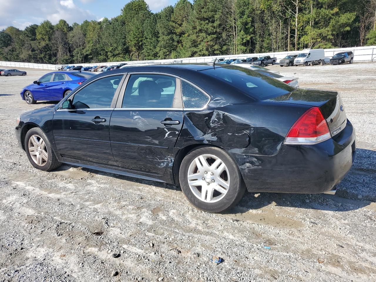 2013 CHEVROLET IMPALA LT photo 2