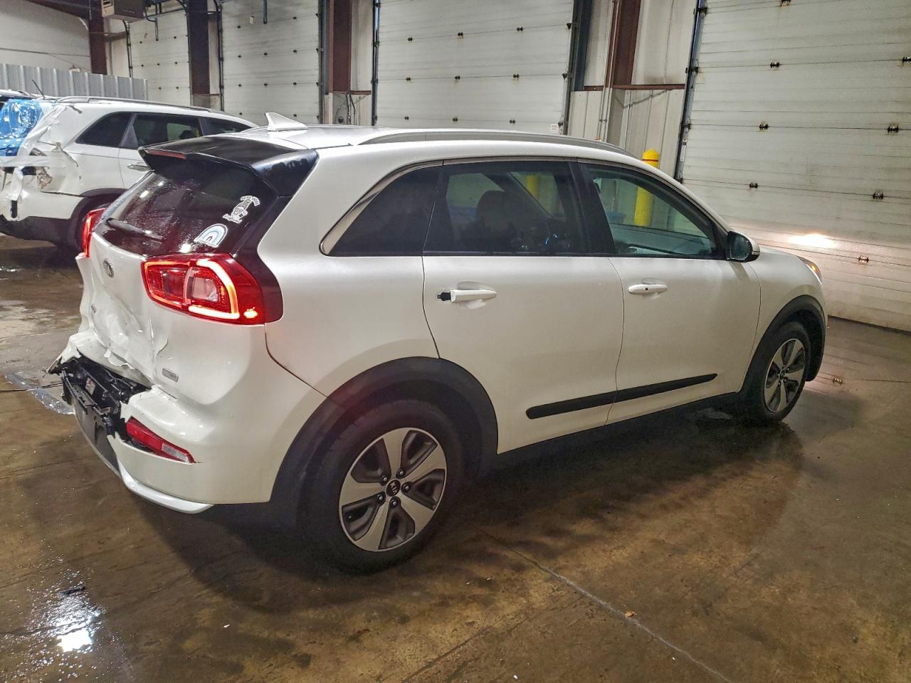 2017 KIA NIRO EX photo 5