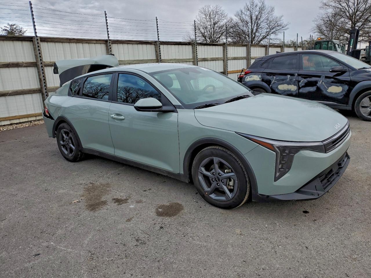 2025 KIA K4 LX photo 4