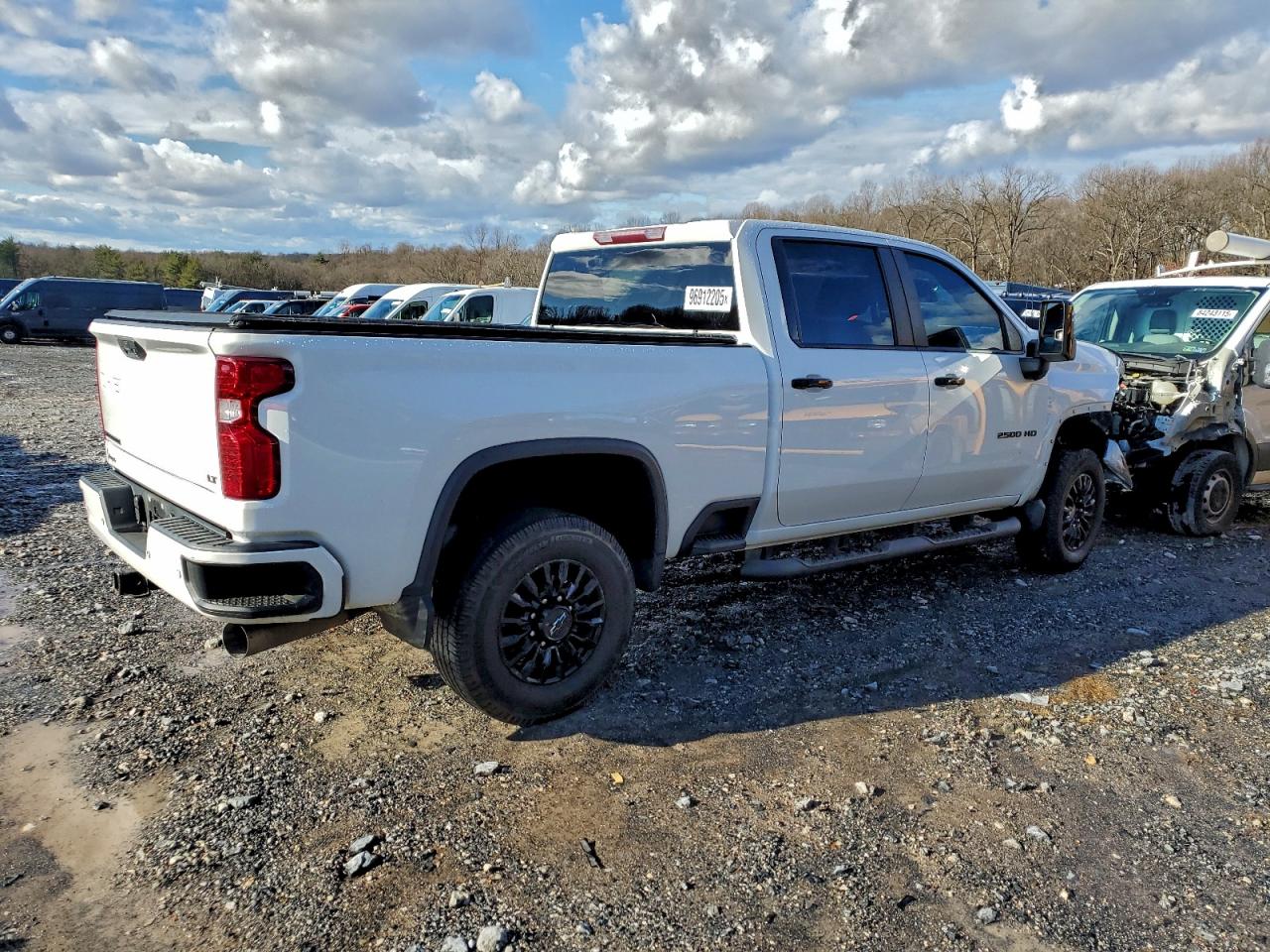 2021 CHEVROLET SILVERADO K2500 HEAVY DUTY LT photo 3