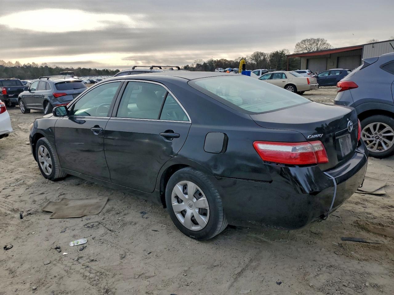 2009 TOYOTA CAMRY BASE photo 2