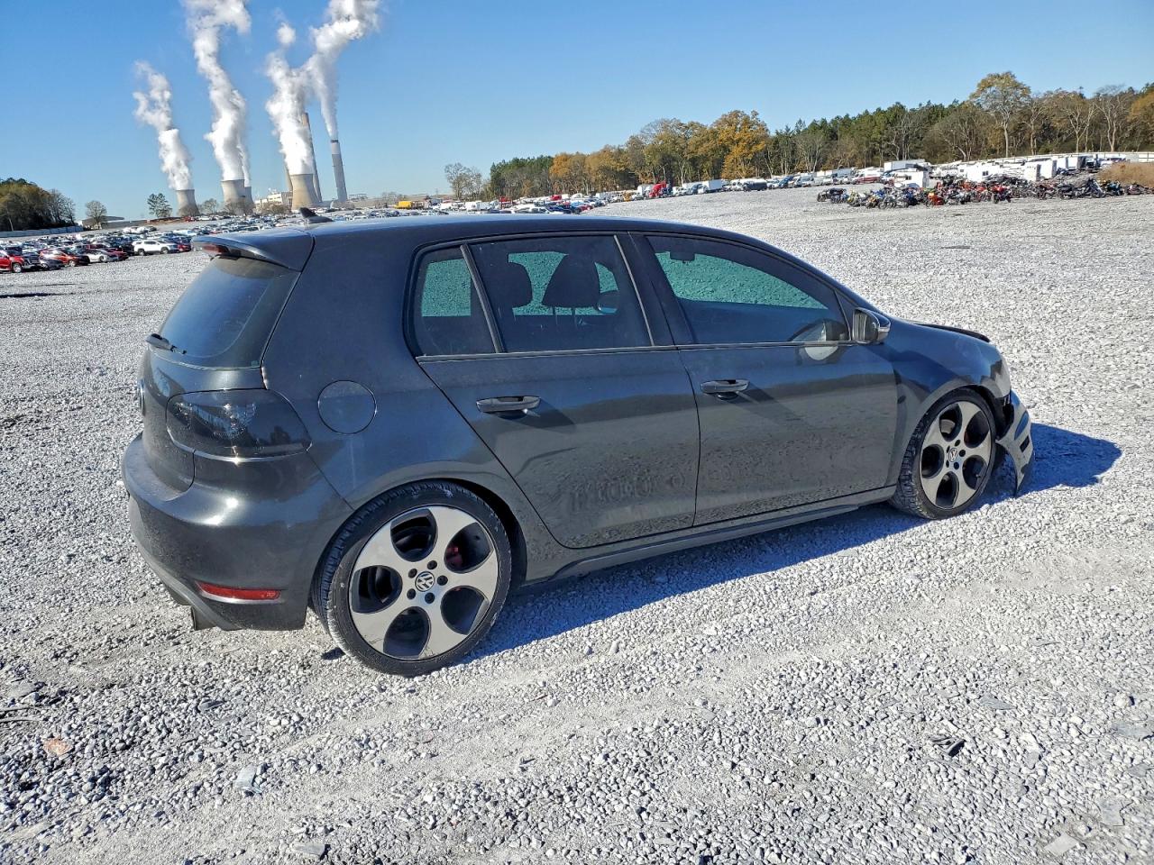 2012 VOLKSWAGEN GTI photo 3