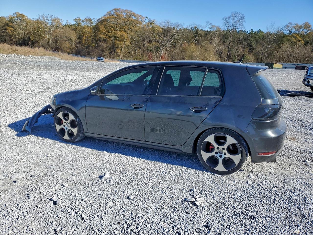 2012 VOLKSWAGEN GTI photo 2